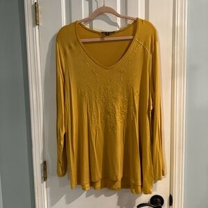Cable & Gauge Mustard Long Sleeve‎ Tunic Top